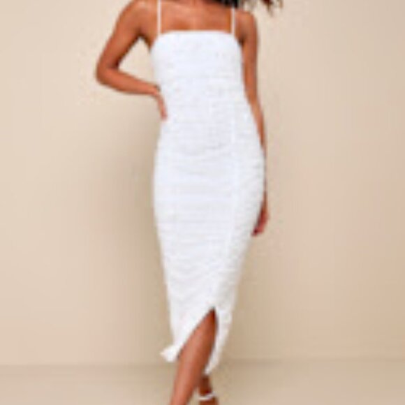 Lulu's - Picture 2 of 3